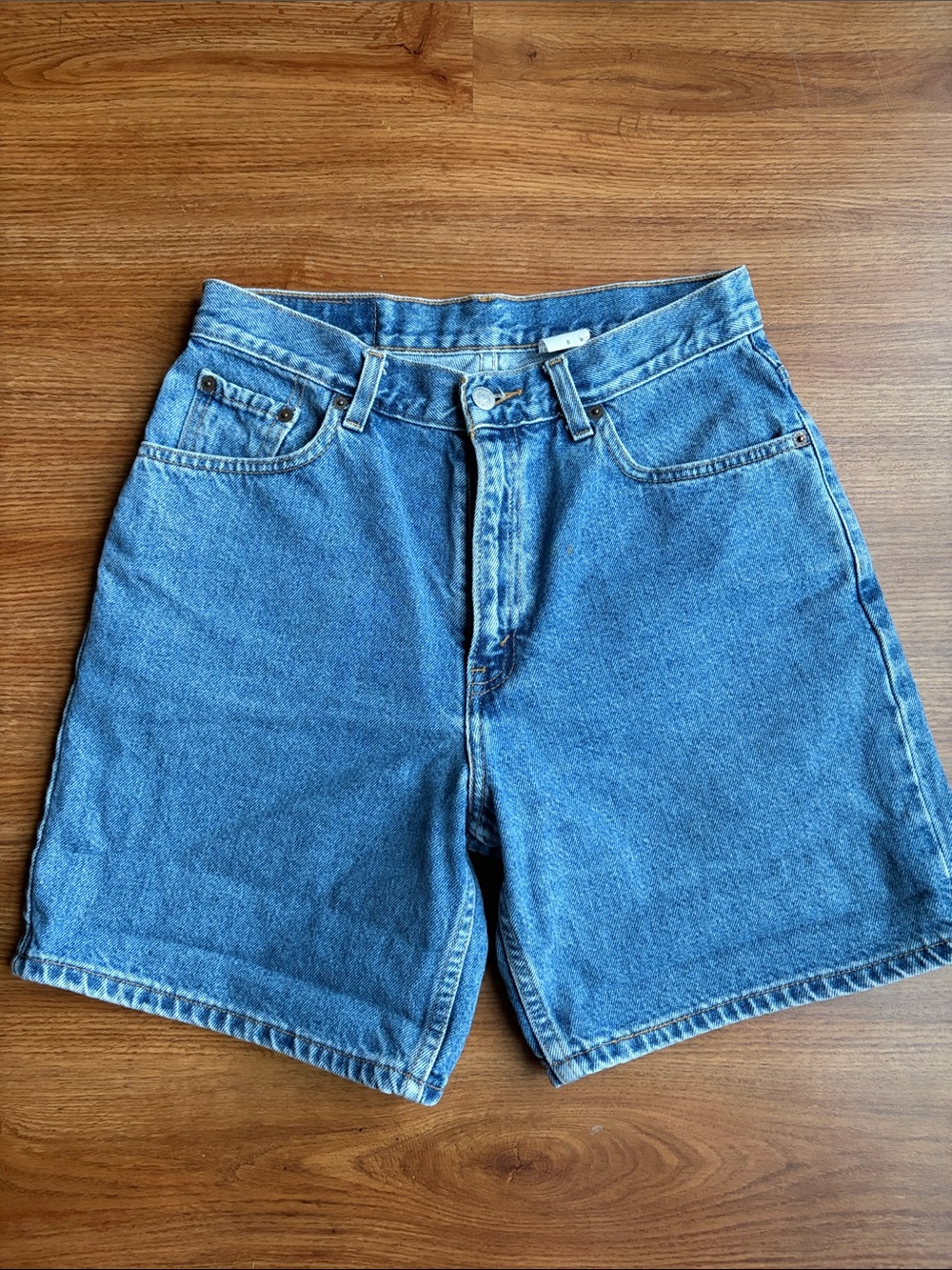 Size 8 blue jean Levi Shorts